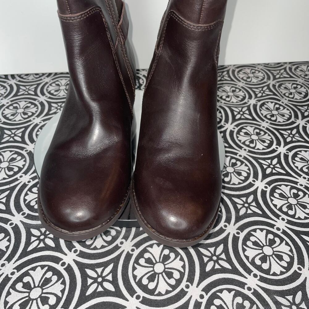 Easy Spirit Women's Chaza Knee High Boot, Dark Brown Leather, 7.5 Wide